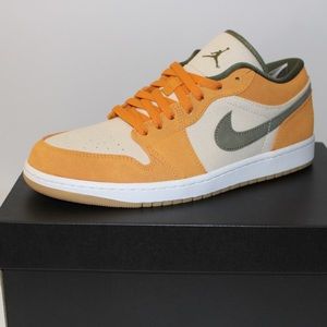 Nike Air Jordan Low SE Light Curry Mens Size 10